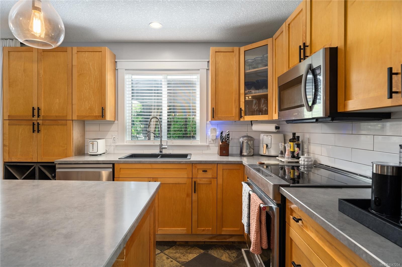 2071 Saras Way, Nanaimo, BC