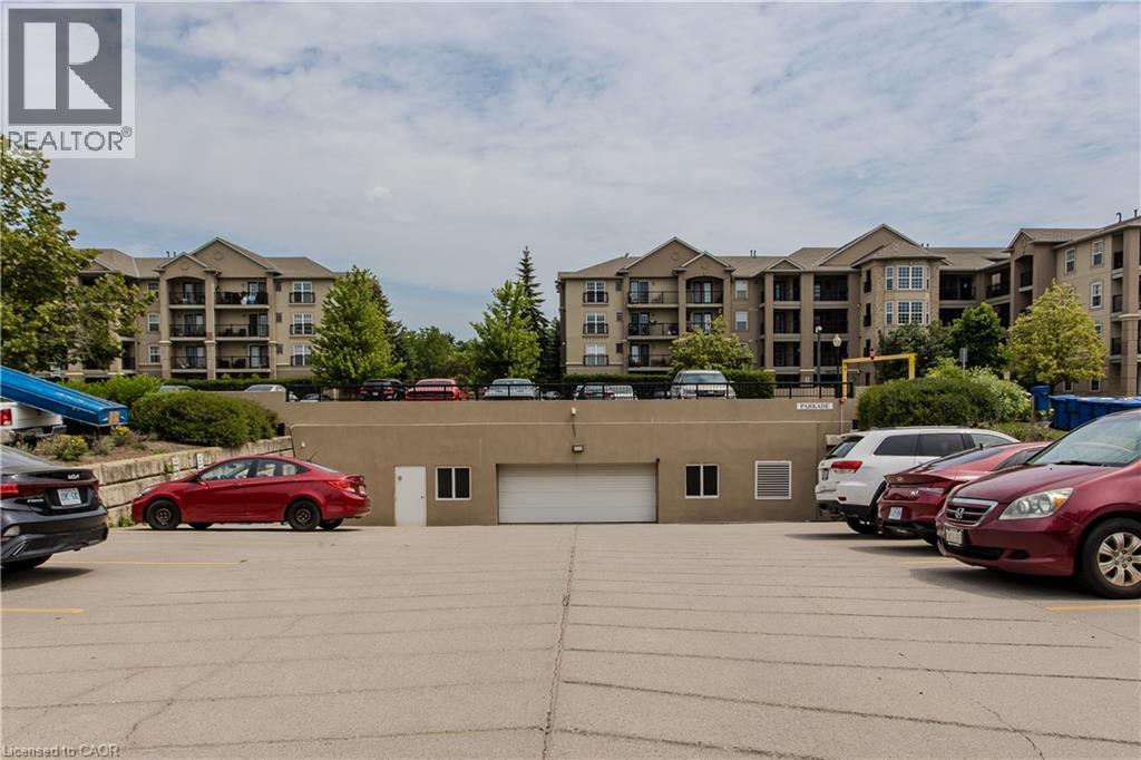 2035 Appleby Line Unit# 101, Burlington, ON - Outdoor With Facade