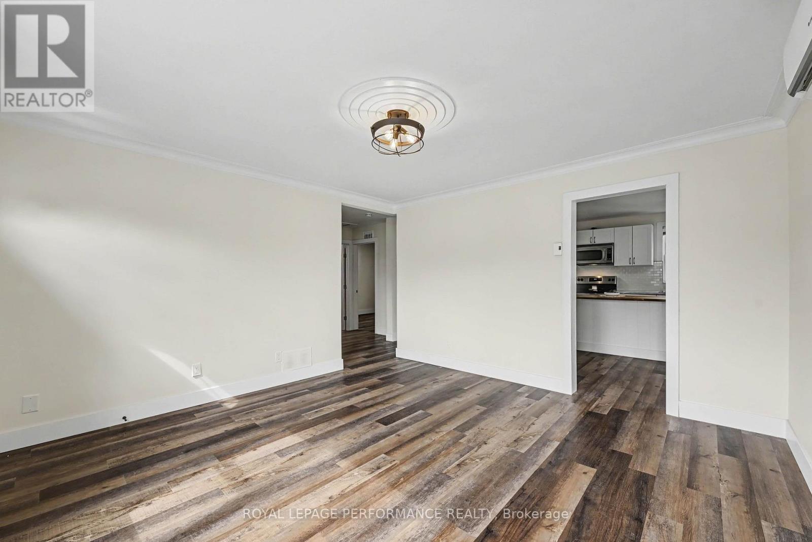1008 Second Street E, Cornwall, ON - Indoor Photo Showing Other Room