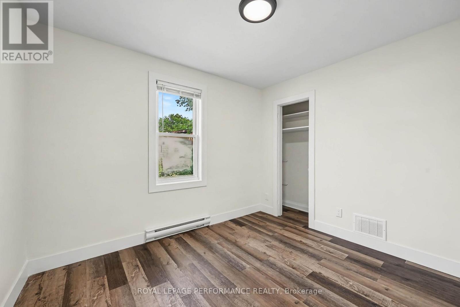 1008 Second Street E, Cornwall, ON - Indoor Photo Showing Other Room