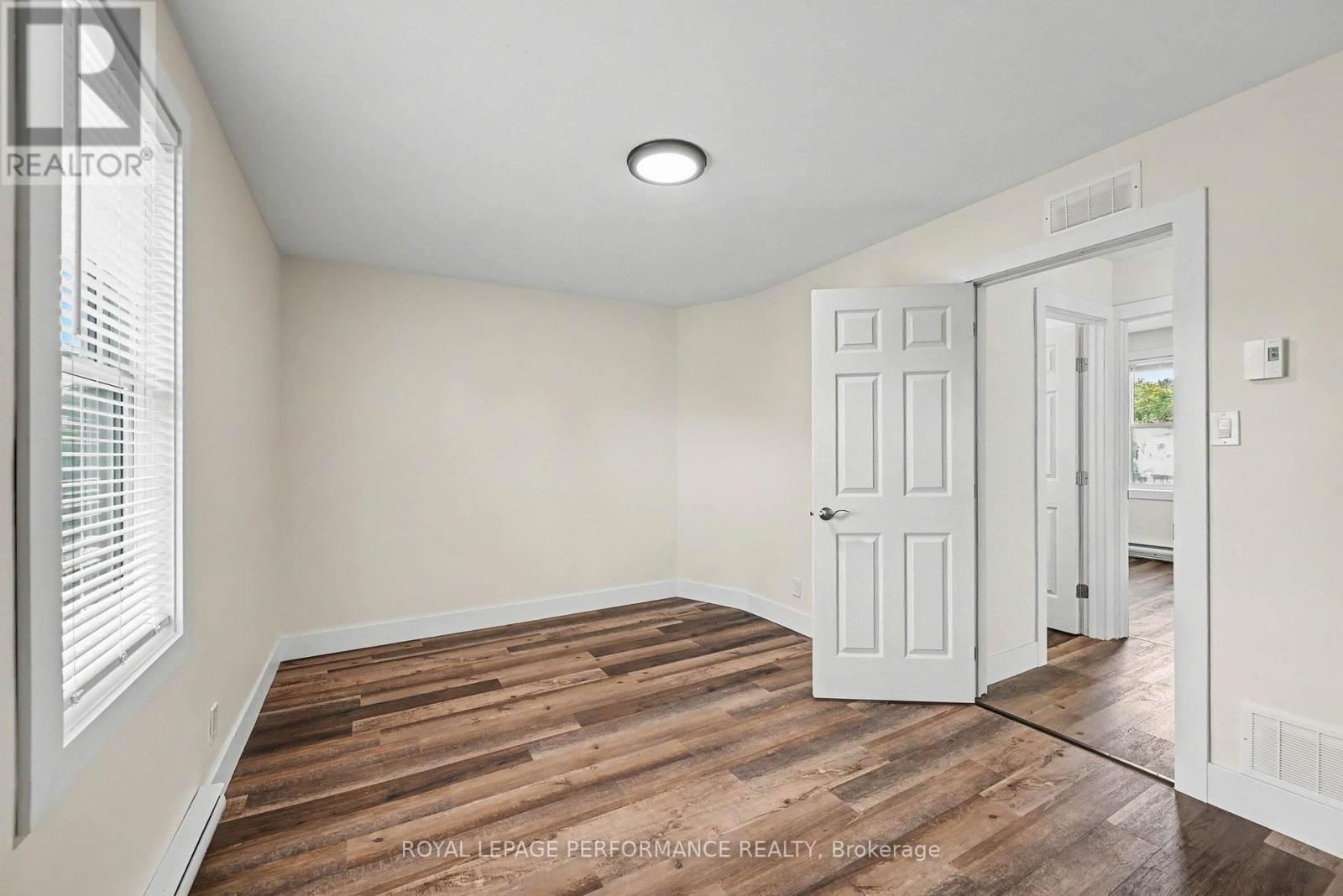 1008 Second Street E, Cornwall, ON - Indoor Photo Showing Other Room