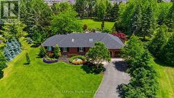 5 CRAIG COURT Clarington (Bowmanville), ON L1C 4H6