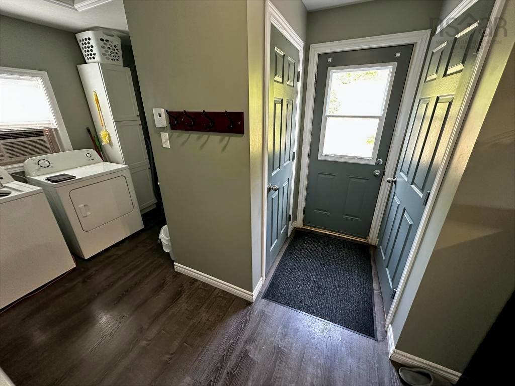 1079 Cape Split Road, Scots Bay, NS - Indoor Photo Showing Laundry Room
