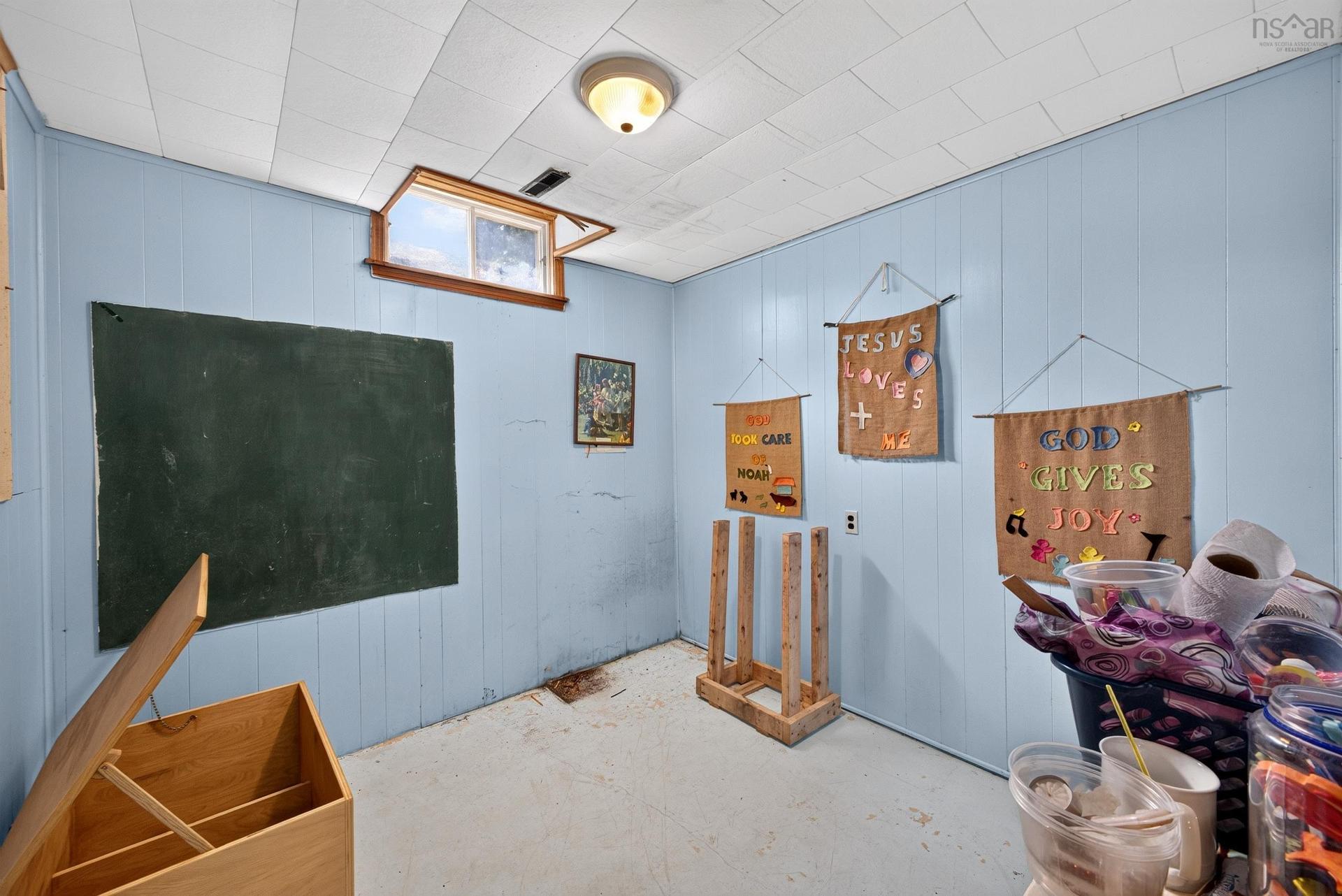 13968 Highway 6, Wallace, NS