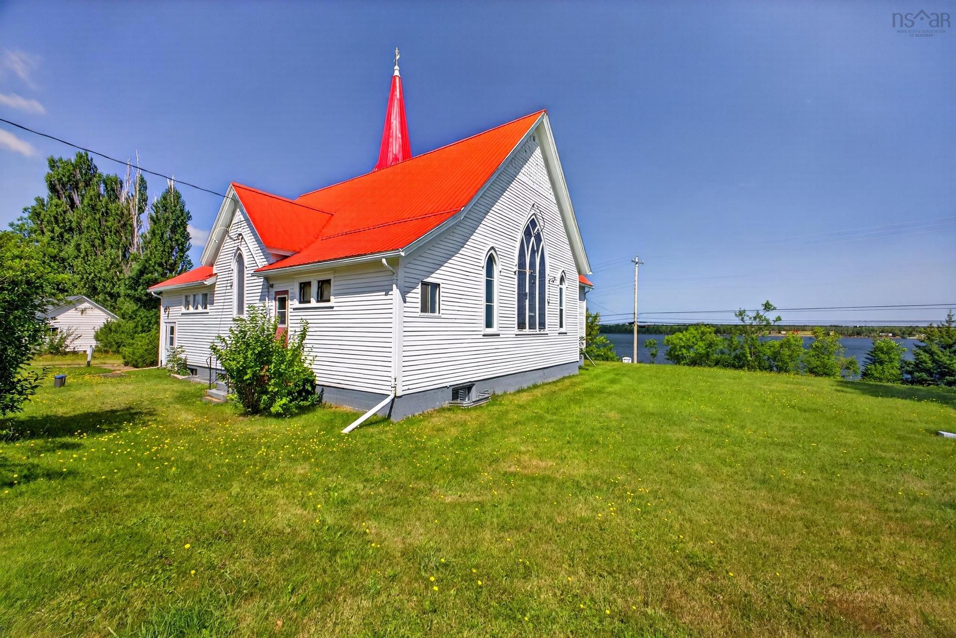 13968 Highway 6, Wallace, NS