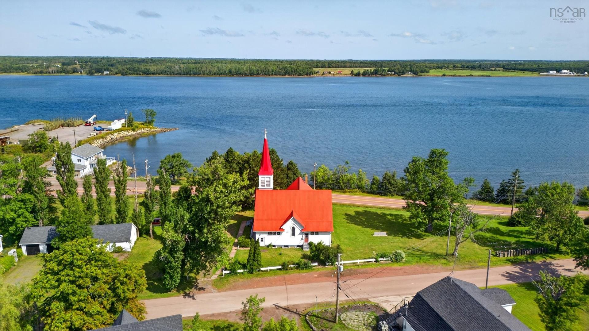 13968 Highway 6, Wallace, NS