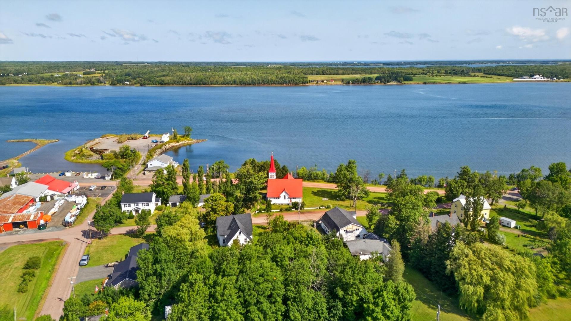 13968 Highway 6, Wallace, NS