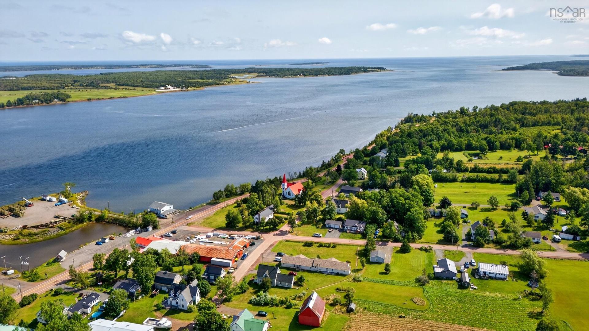 13968 Highway 6, Wallace, NS
