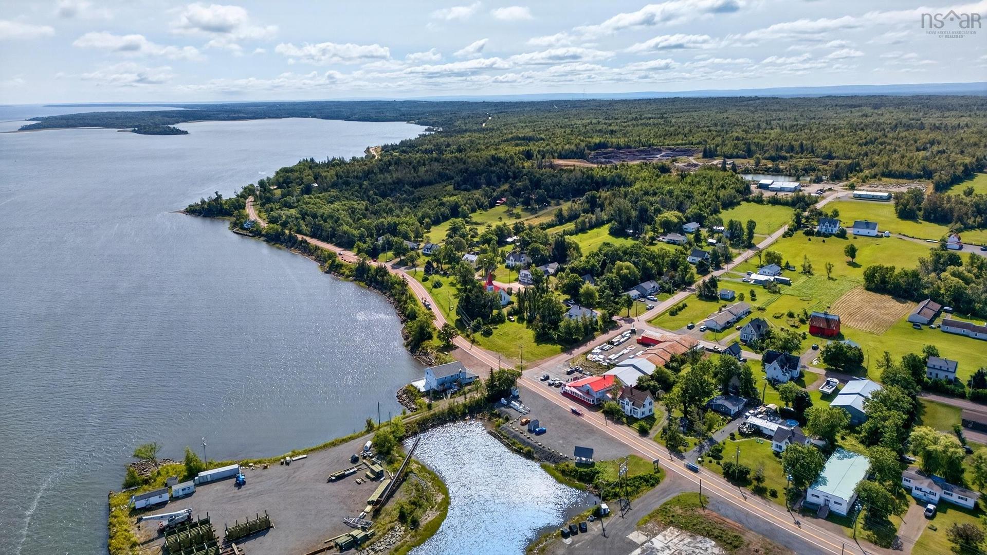 13968 Highway 6, Wallace, NS