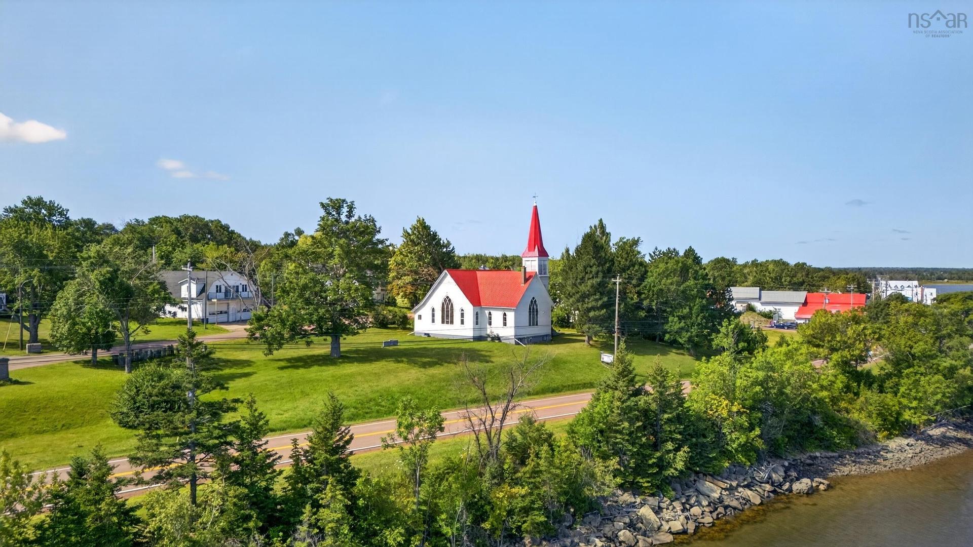 13968 Highway 6, Wallace, NS