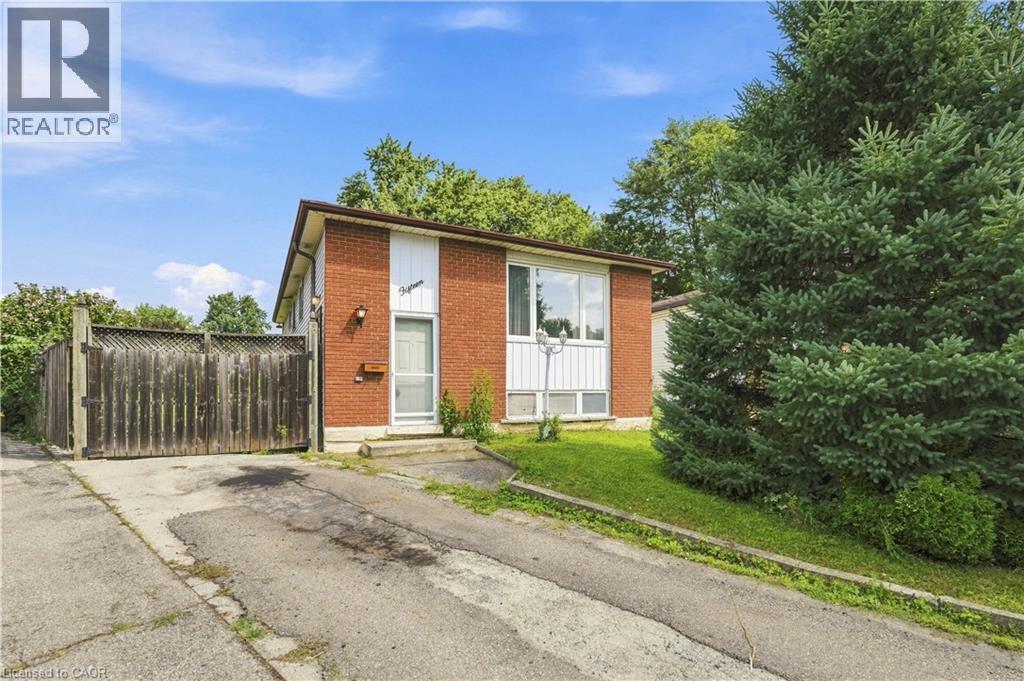 15 Duncairn Court, Hamilton, ON - Outdoor