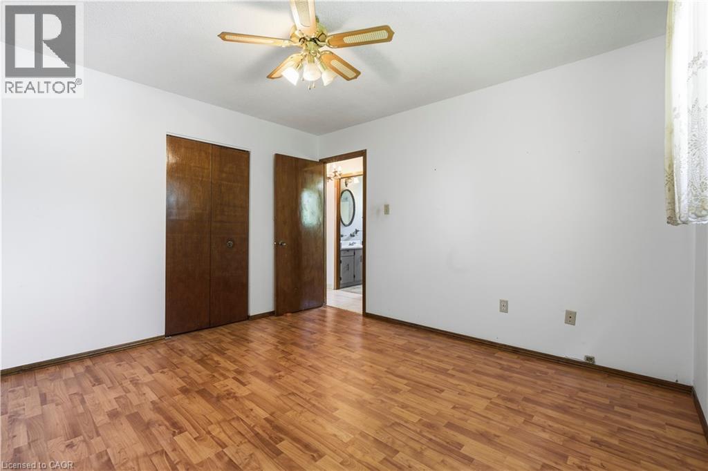 15 Duncairn Court, Hamilton, ON - Indoor Photo Showing Other Room