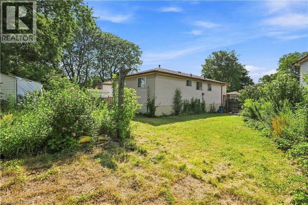 15 Duncairn Court, Hamilton, ON - Outdoor