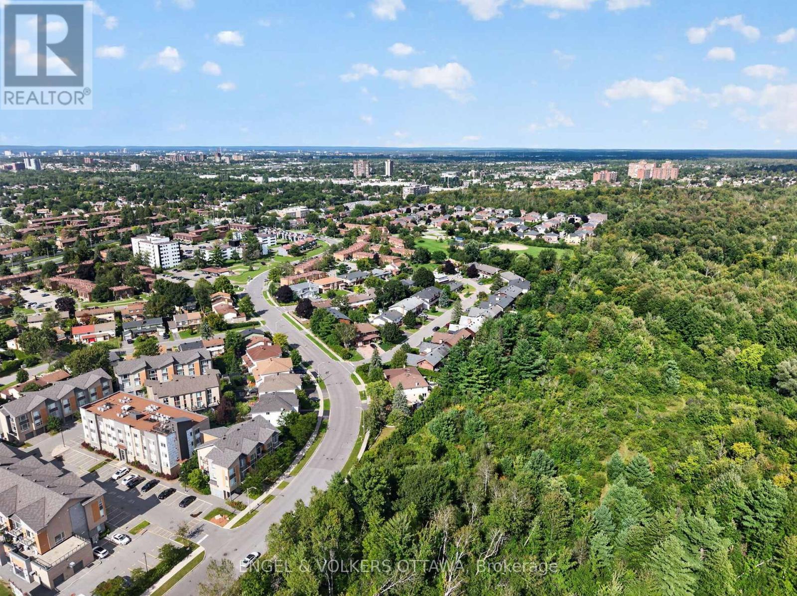 3652 Downpatrick Road, Ottawa, ON - Outdoor With View
