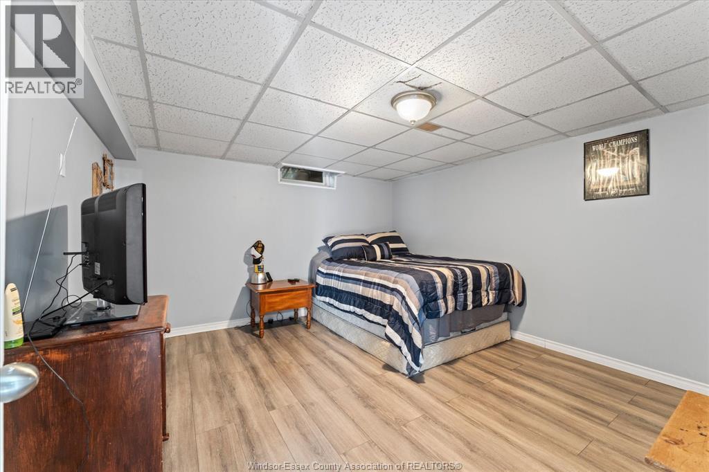 1714 Sun Valley Drive, Windsor, ON - Indoor Photo Showing Bedroom