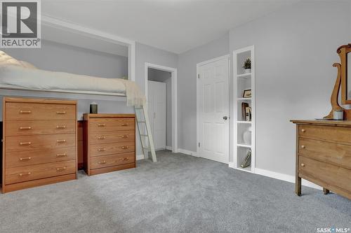 209 Douglas Avenue E, Regina, SK - Indoor