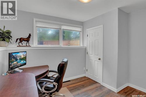 209 Douglas Avenue E, Regina, SK - Indoor Photo Showing Other Room