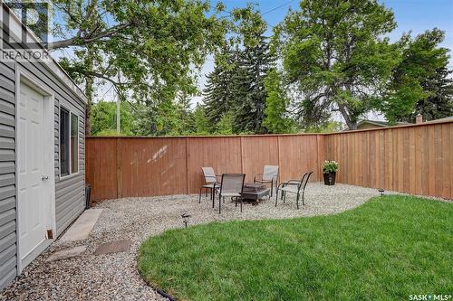 209 Douglas Avenue E, Regina, SK - Outdoor