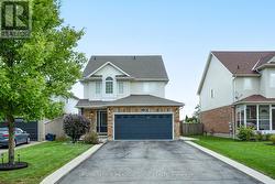 41 BEARDMORE CRESCENT Halton Hills, ON L7J 2Z1