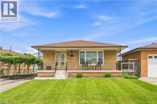 7 Duchess Court, Hamilton, ON - Outdoor With Deck Patio Veranda