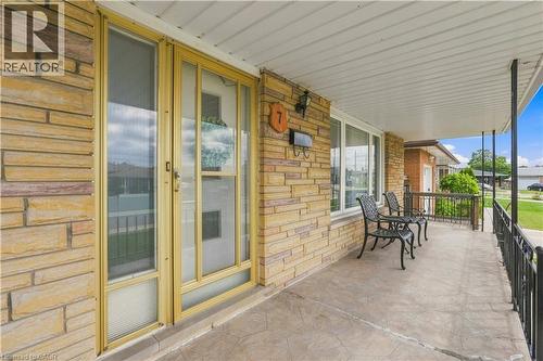 7 Duchess Court, Hamilton, ON - Outdoor With Deck Patio Veranda With Exterior