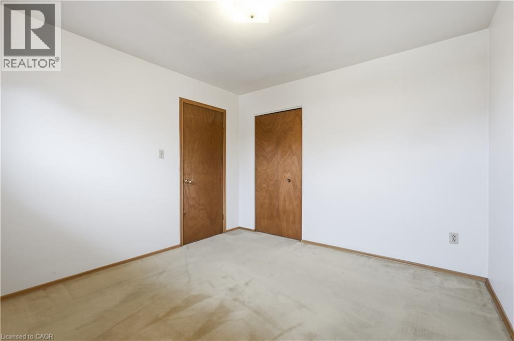 7 Duchess Court, Hamilton, ON - Indoor Photo Showing Other Room