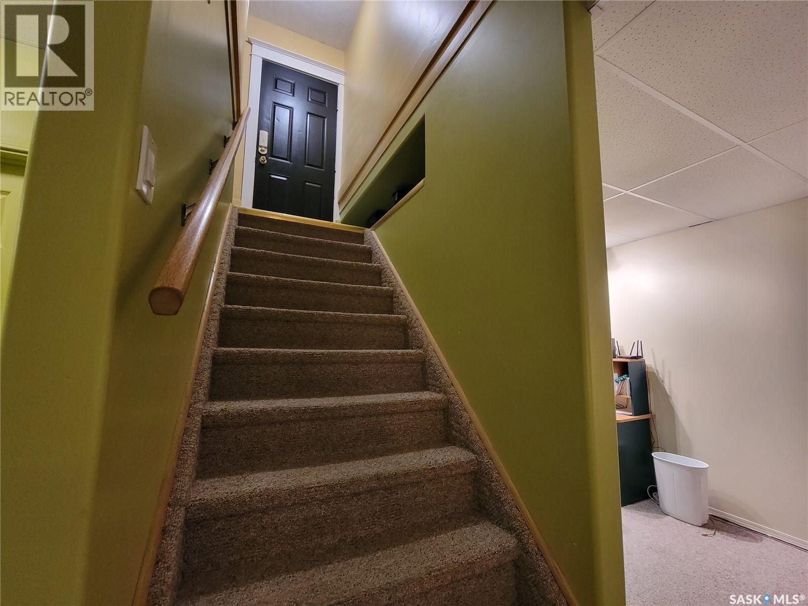 560 4Th Avenue E, Unity, SK - Indoor Photo Showing Other Room