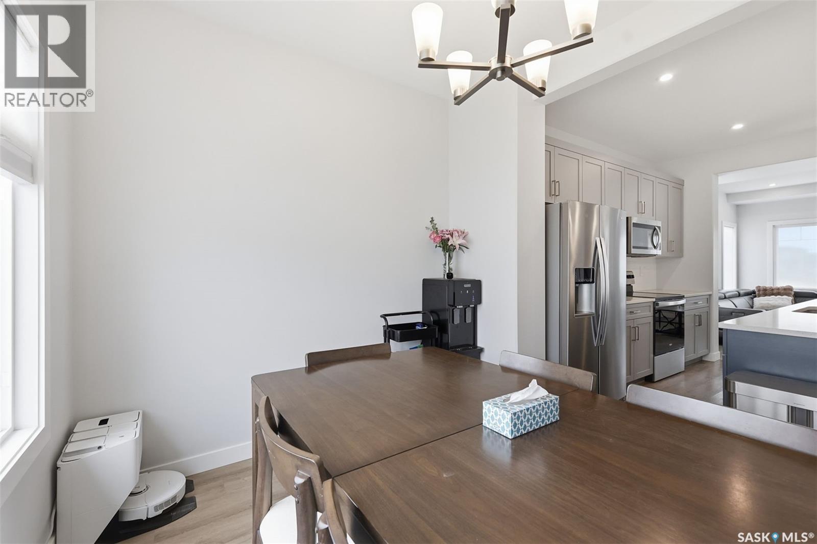 122 Taskamanwa Street, Saskatoon, SK - Indoor Photo Showing Other Room