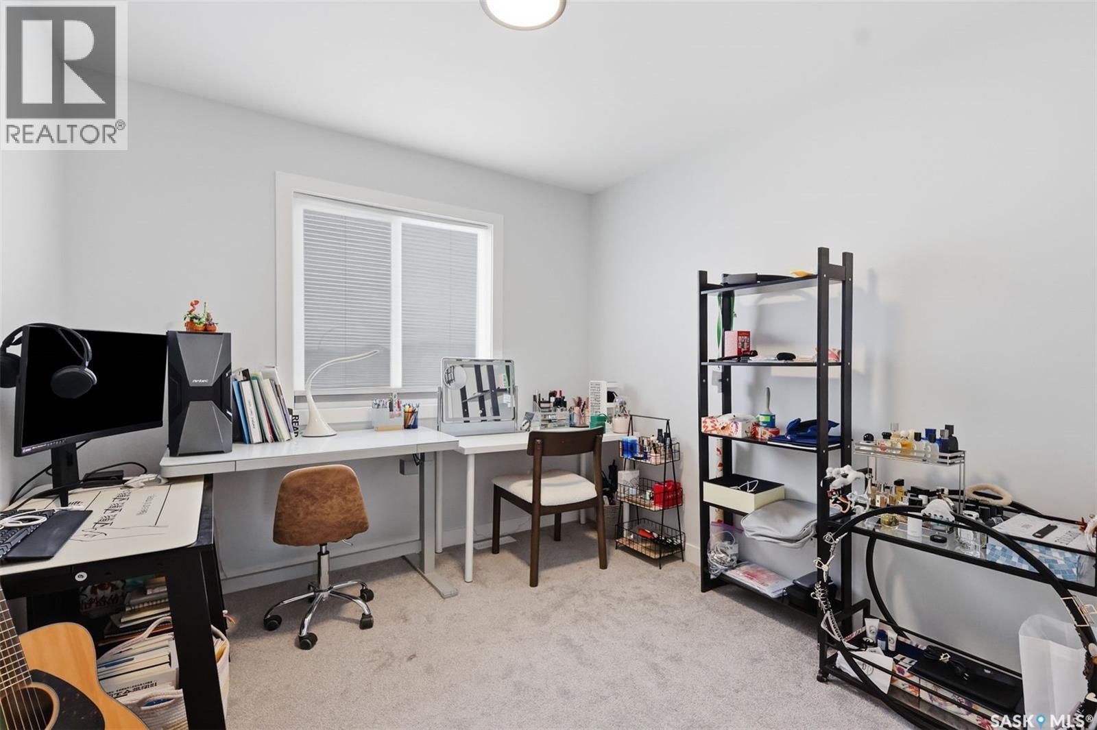 122 Taskamanwa Street, Saskatoon, SK - Indoor Photo Showing Office