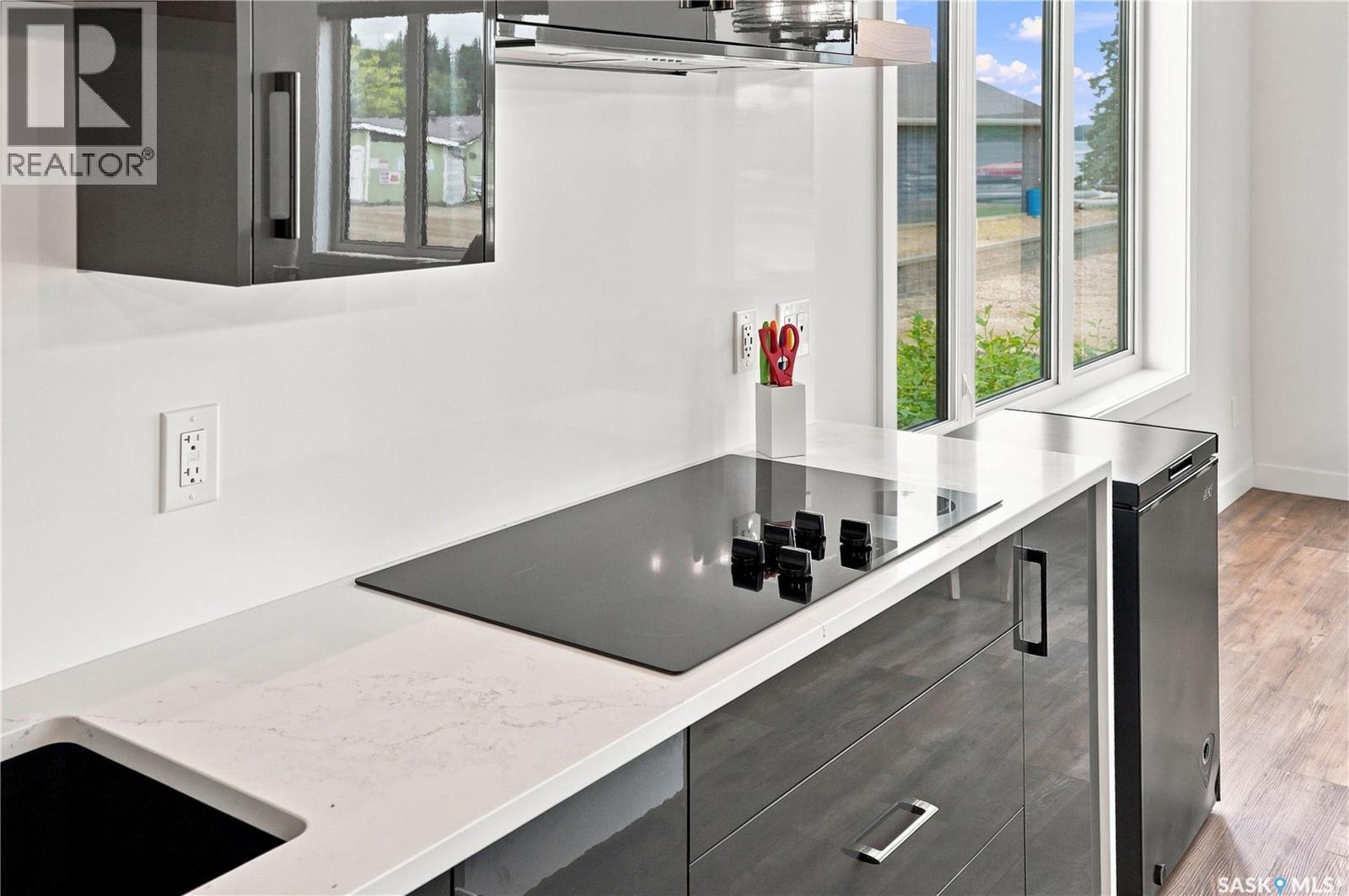 5000 Lakeside Road, Marean Lake, SK - Indoor Photo Showing Kitchen