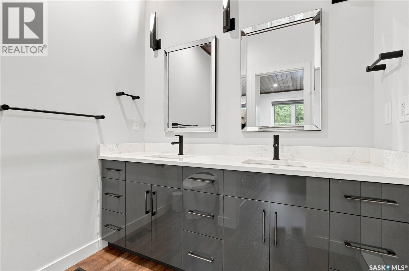 5000 Lakeside Road, Marean Lake, SK - Indoor Photo Showing Bathroom