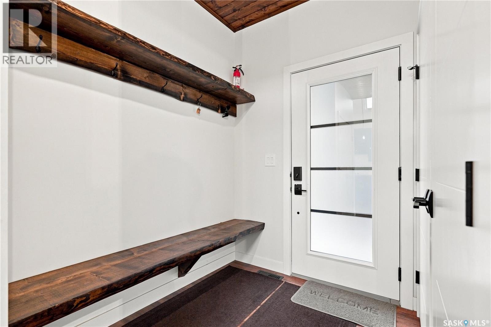 5000 Lakeside Road, Marean Lake, SK - Indoor Photo Showing Other Room