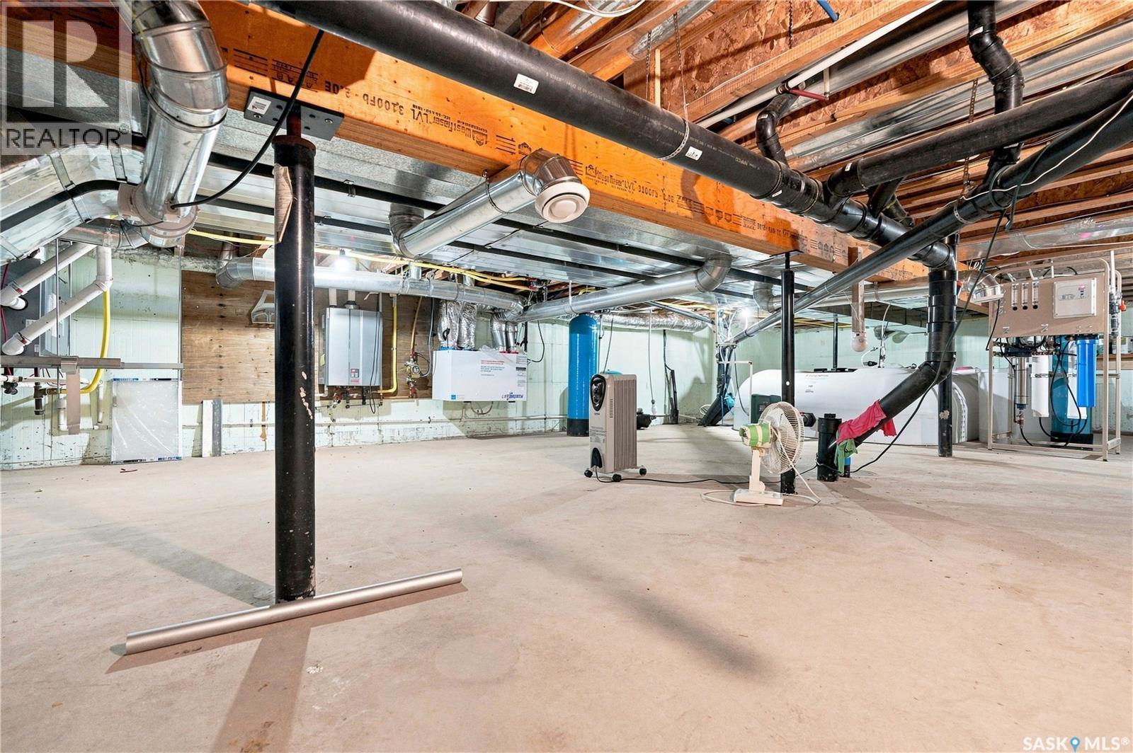 5000 Lakeside Road, Marean Lake, SK - Indoor Photo Showing Basement
