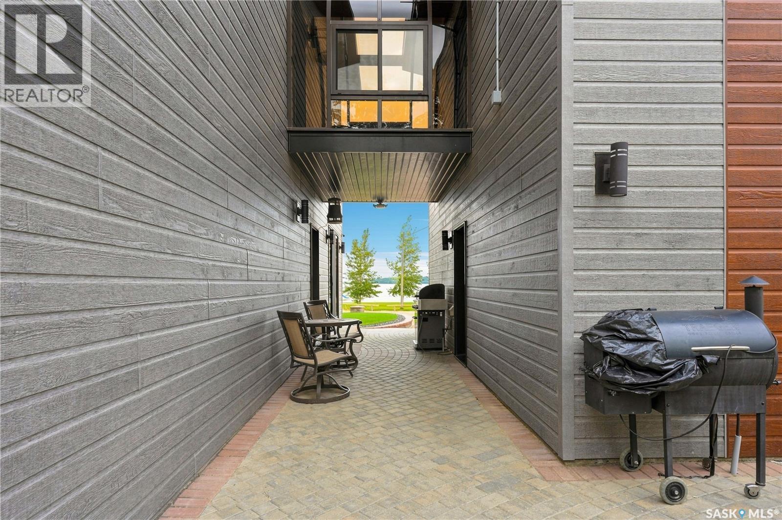 5000 Lakeside Road, Marean Lake, SK - Outdoor With Exterior