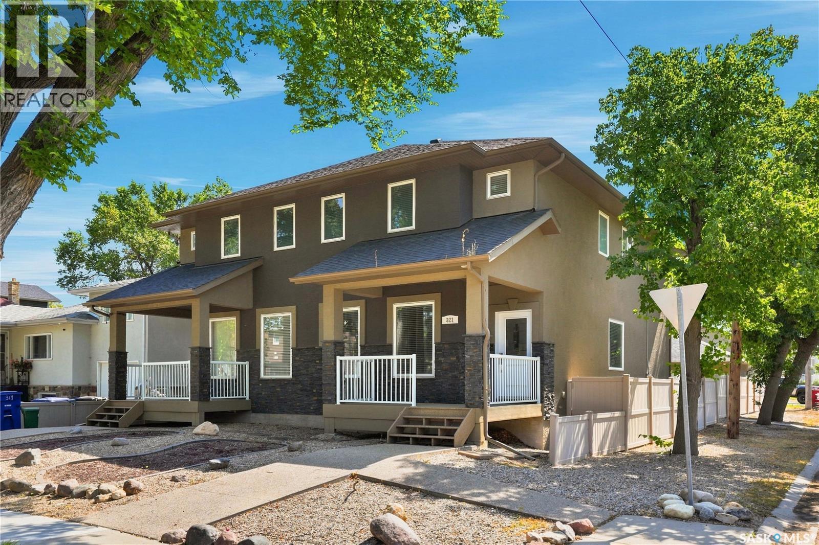 321 110Th Street W, Saskatoon, SK - Outdoor With Deck Patio Veranda With Facade
