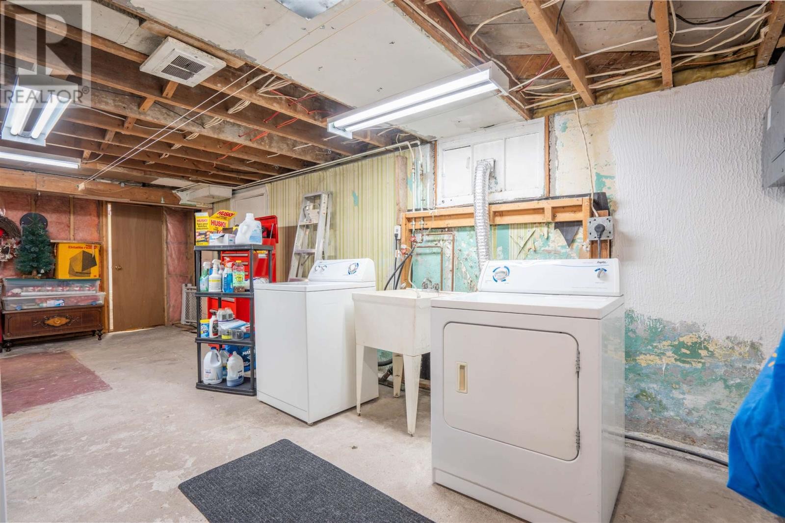 16 Retta St, Sault Ste. Marie, ON - Indoor Photo Showing Laundry Room