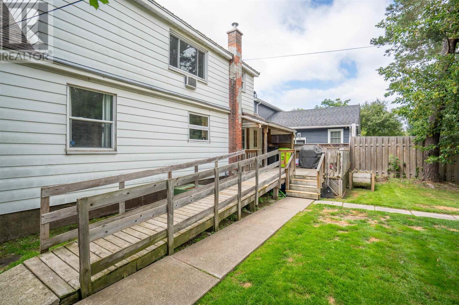 16 Retta St, Sault Ste. Marie, ON - Outdoor With Exterior