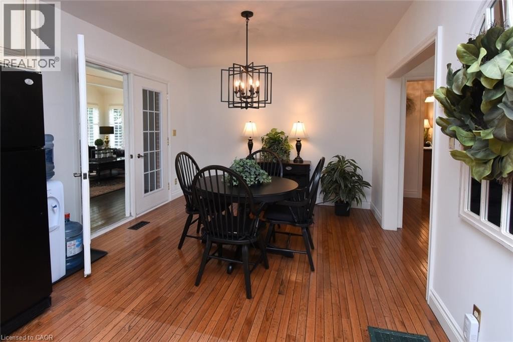2565 Highway 56, Hamilton, ON - Indoor Photo Showing Dining Room