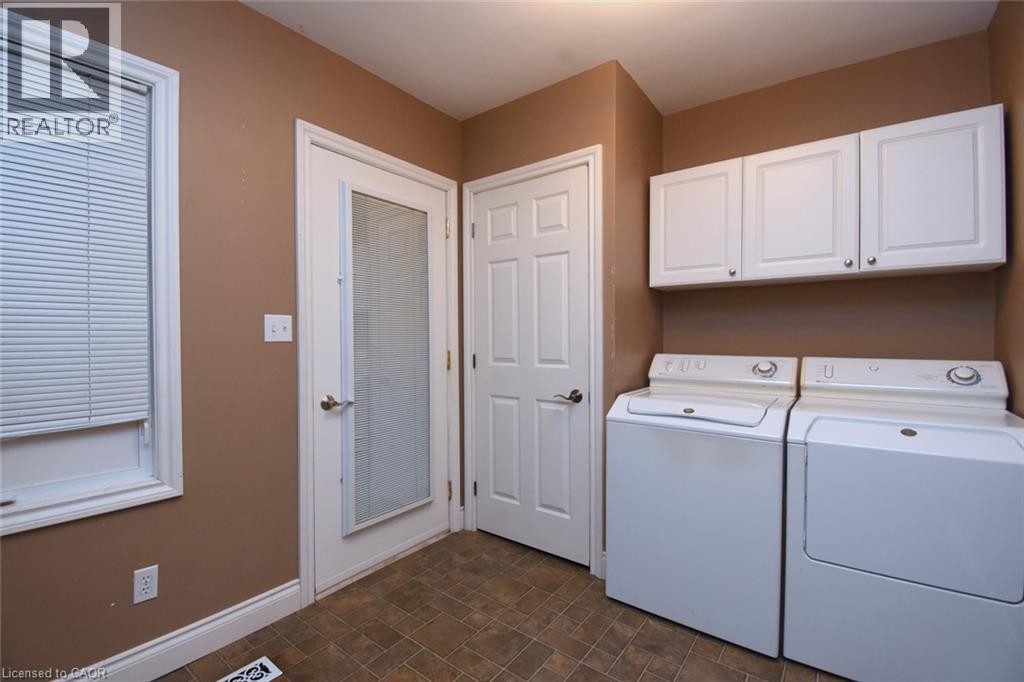 2565 Highway 56, Hamilton, ON - Indoor Photo Showing Laundry Room