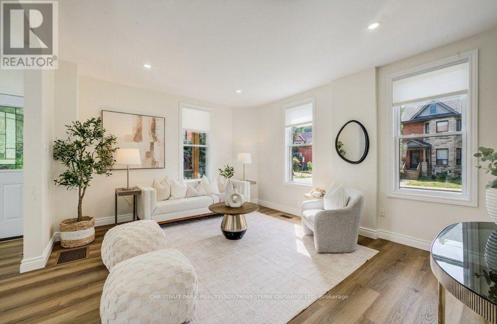 185 Strange Street, Kitchener, ON - Indoor Photo Showing Living Room