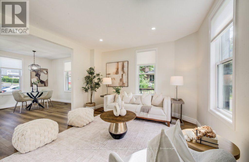 185 Strange Street, Kitchener, ON - Indoor Photo Showing Living Room