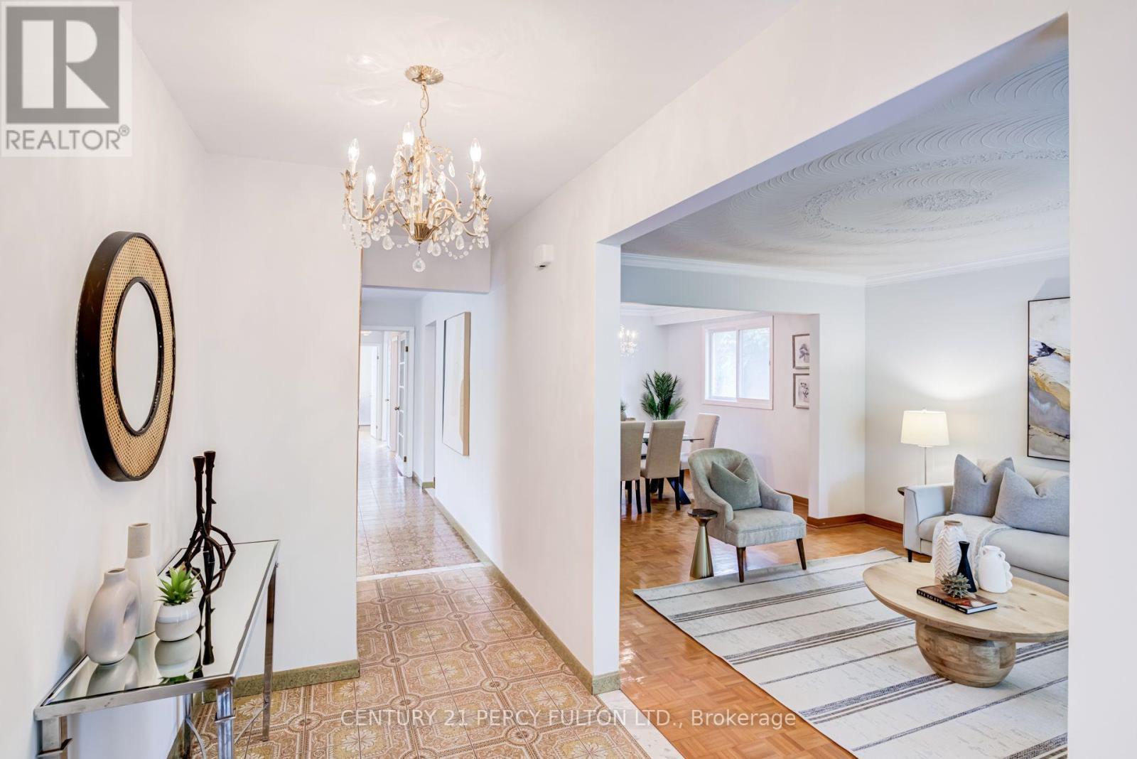 46 Cedar Drive, Toronto, ON - Indoor Photo Showing Other Room