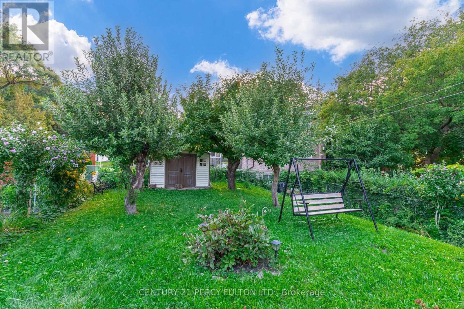 46 Cedar Drive, Toronto, ON - Outdoor