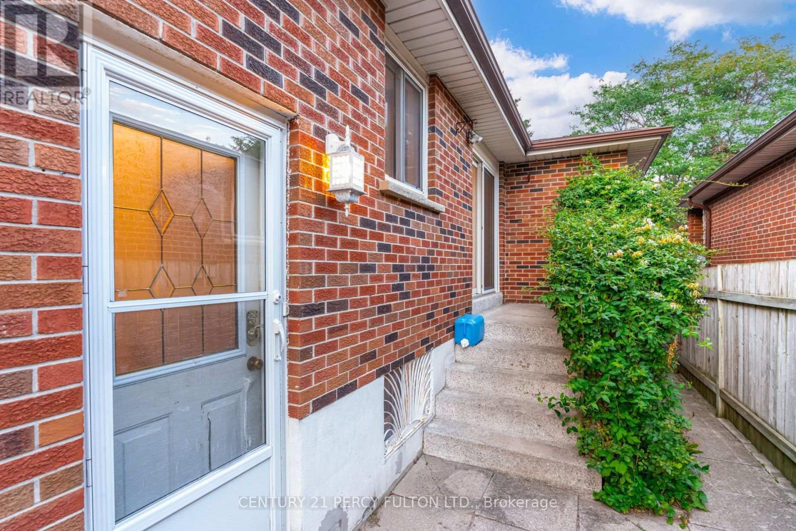 46 Cedar Drive, Toronto, ON - Outdoor With Exterior
