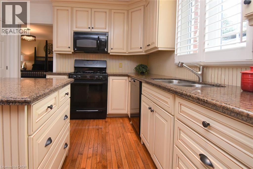 2565 Highway 56, Hamilton, ON