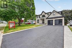 154 BURKHOLDER STREET Whitchurch-Stouffville, ON L4A 4J4