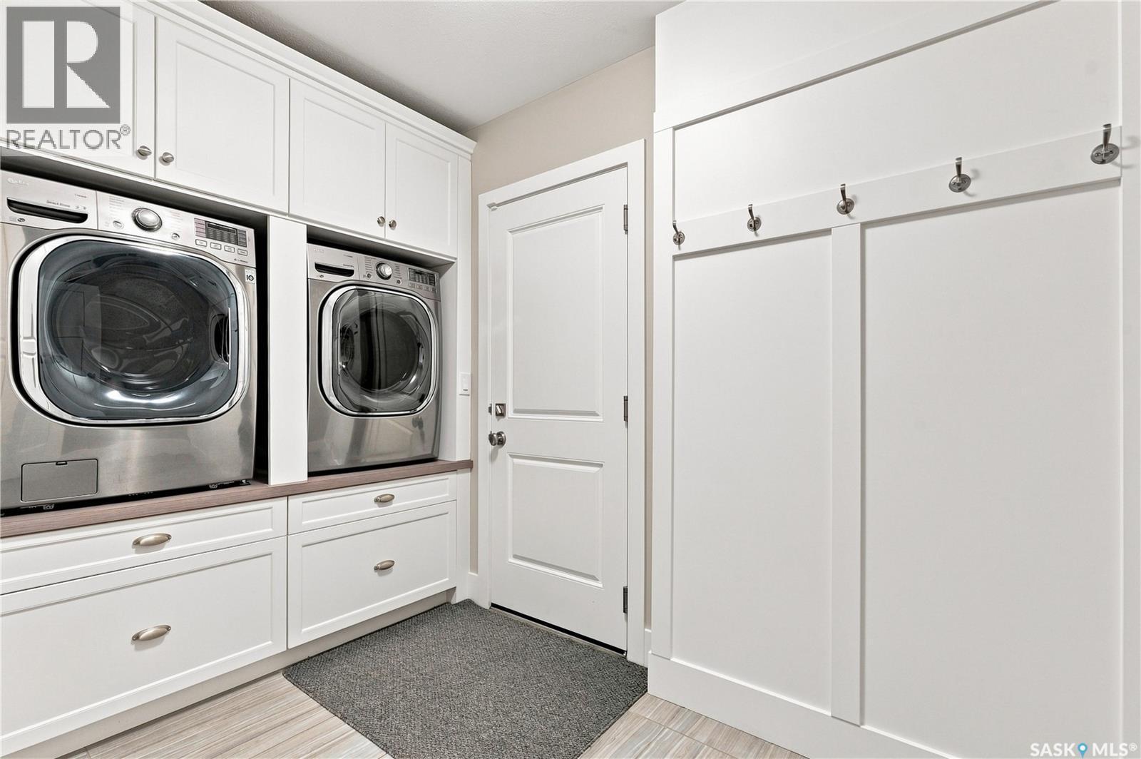 232 Secord Way, Saskatoon, SK - Indoor Photo Showing Laundry Room