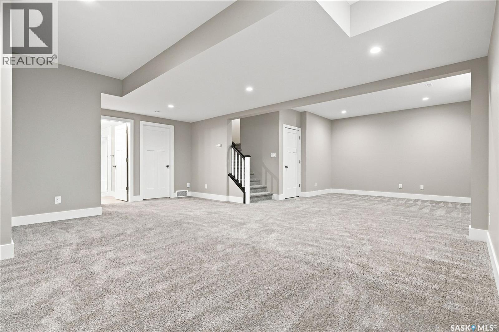 232 Secord Way, Saskatoon, SK - Indoor