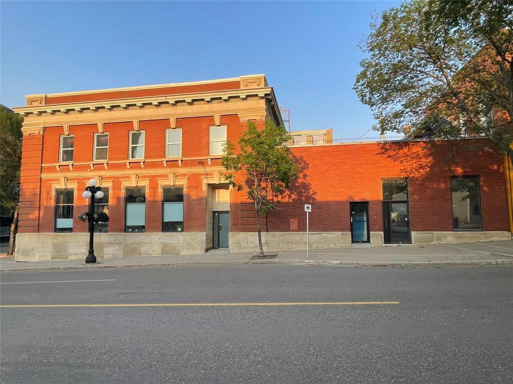 940 Rosser Avenue, Brandon, MB