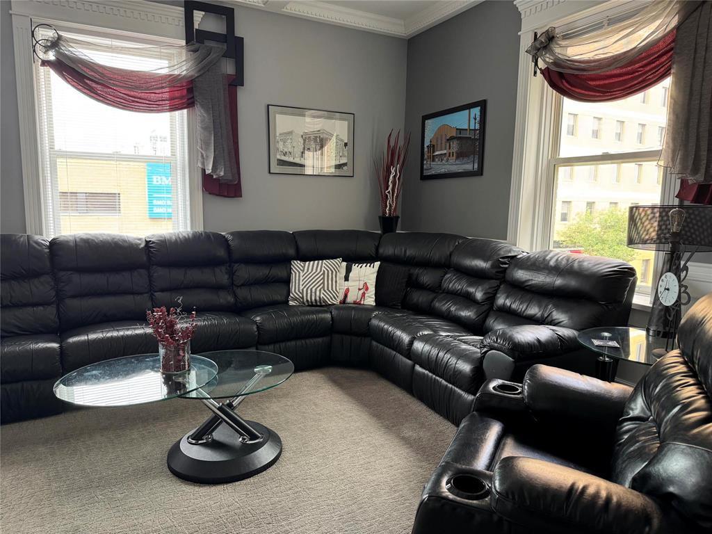 940 Rosser Avenue, Brandon, MB